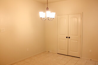 3216 112th St in Lubbock, TX - Foto de edificio - Building Photo