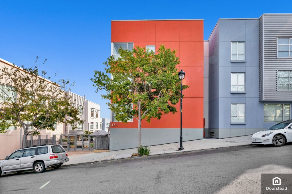 451 Kansas St in San Francisco, CA - Building Photo