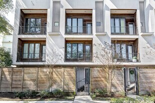 1525 Birdsall St in Houston, TX - Building Photo