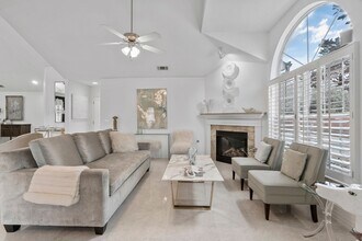 3100 Camellia Rose Dr in Fort Worth, TX - Building Photo - Building Photo