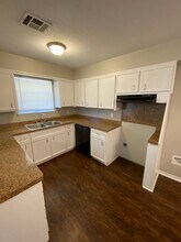 3413 Vickie Dr in Del City, OK - Building Photo - Building Photo