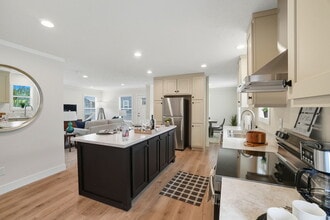 Tapestry Rentals in Hickory, NC - Building Photo - Building Photo