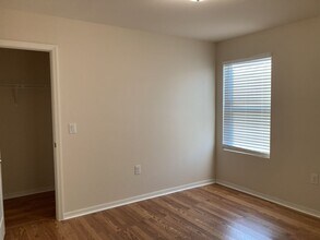 26335 Explorer Rd in Port Charlotte, FL - Foto de edificio - Building Photo