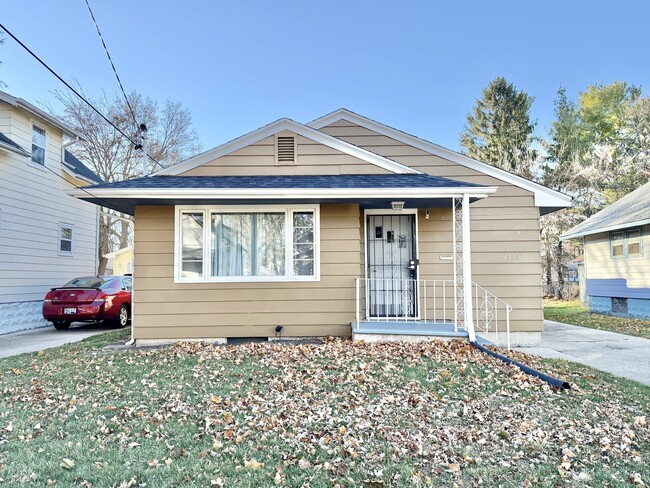 1616 Dewey Ave in Beloit, WI - Building Photo - Building Photo