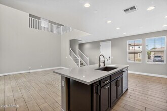 3925 E Megan St in Gilbert, AZ - Building Photo - Building Photo