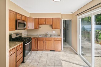 164 Galewood Dr in Bolingbrook, IL - Building Photo - Building Photo