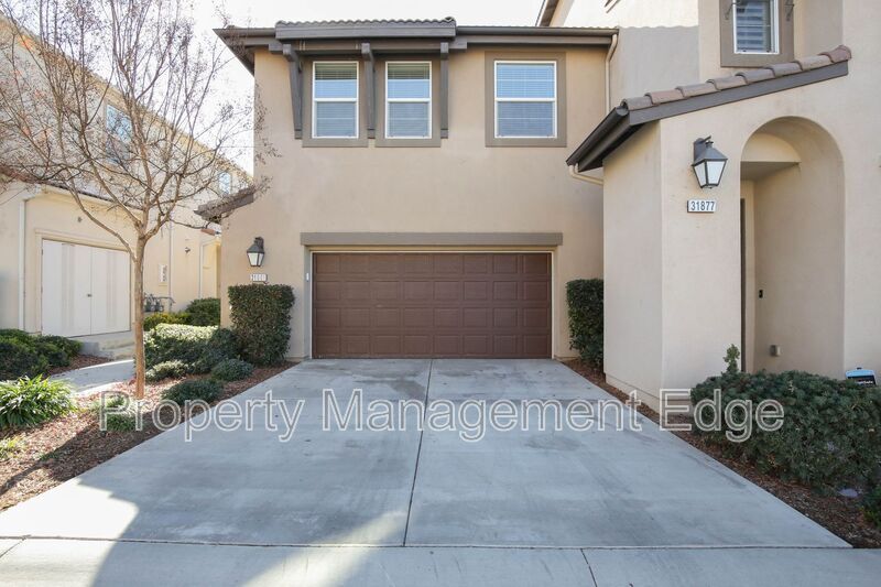 31881 Calle Luz in Temecula, CA - Building Photo