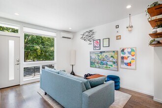 2654 NW 62nd St in Seattle, WA - Building Photo - Building Photo