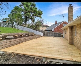 240 Stardust Dr in Wintersville, OH - Building Photo - Building Photo