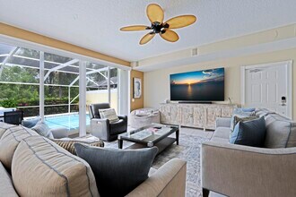 435 Capistrano Dr in Palm Beach Gardens, FL - Building Photo - Building Photo