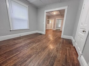 41 Caledonia St NE in Grand Rapids, MI - Building Photo - Building Photo