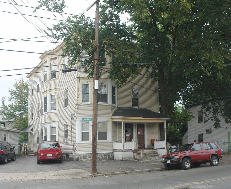 196 Lawrence St in Lawrence, MA - Building Photo