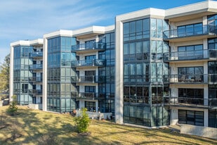 Pavilion in the Park in Pikesville, MD - Building Photo