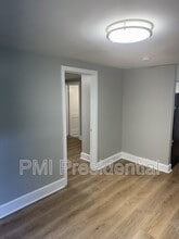 826 Azalea Ave in Richmond, VA - Building Photo - Building Photo