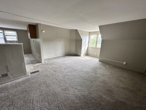 103 N View St in Aurora, IL - Building Photo - Building Photo