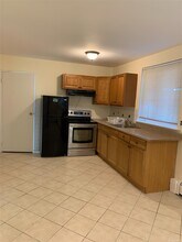 1548 Islip Ave in Brentwood, NY - Building Photo - Building Photo