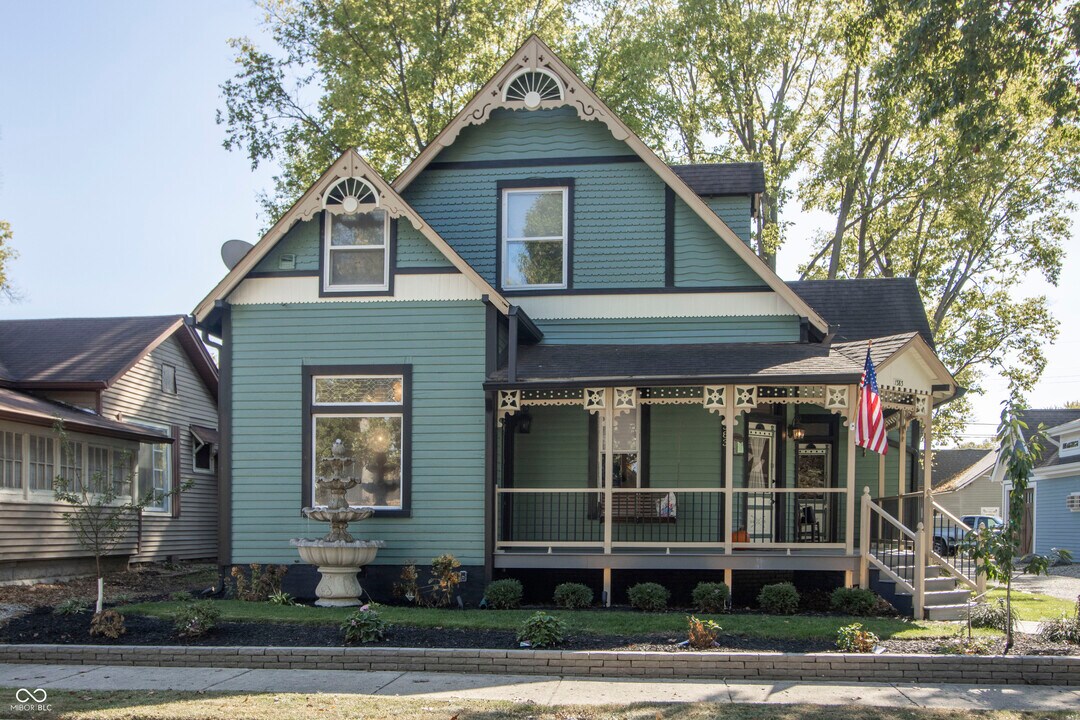 1383 Cherry St in Noblesville, IN - Building Photo