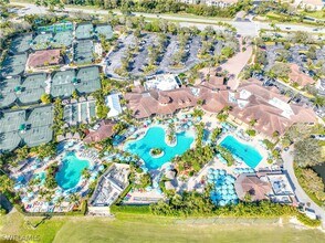 7692 Cottesmore Dr in Naples, FL - Building Photo - Building Photo