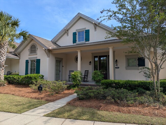 6 Claremont Ave in Bluffton, SC - Building Photo - Building Photo