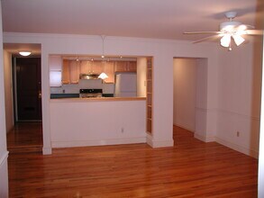 309 N 37th St, Unit First floor in Philadelphia, PA - Foto de edificio - Building Photo