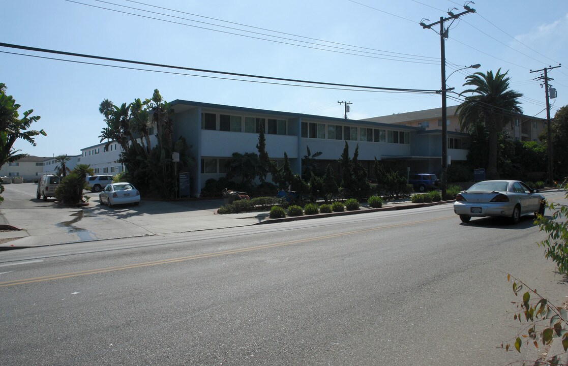 El Dorado Apartments in Goleta, CA - Building Photo