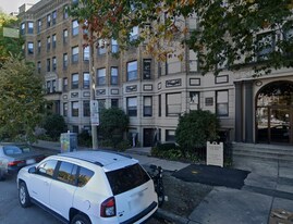 1126 Commonwealth Ave in Boston, MA - Building Photo