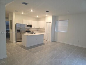 91 SE 11th St in Florida City, FL - Building Photo - Building Photo