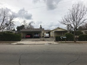 427 W Locust Ave in Fresno, CA - Building Photo - Other