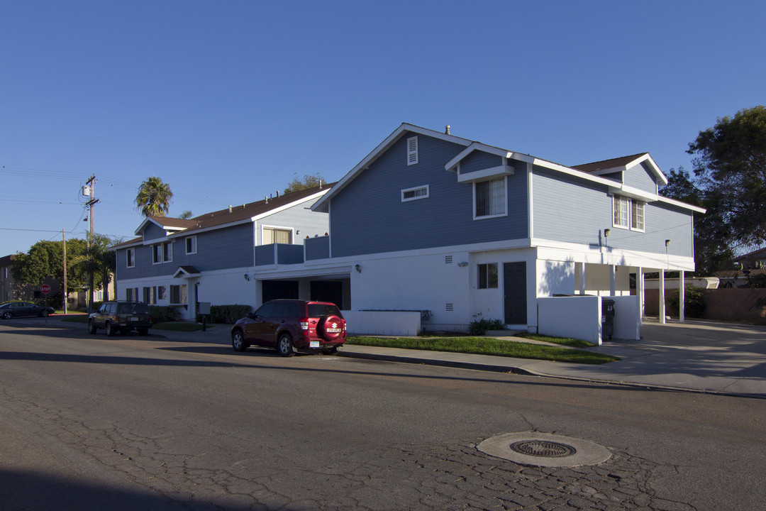 Sandpiper III in Imperial Beach, CA - Building Photo