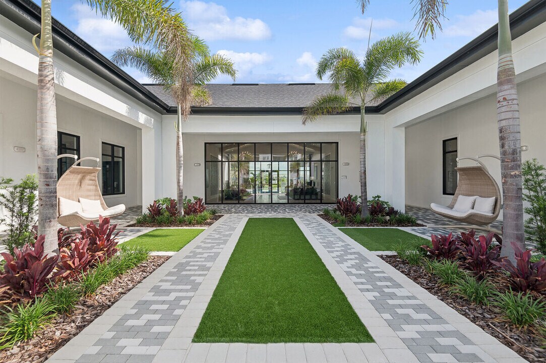 Ascend Crossroads in Apopka, FL - Foto de edificio