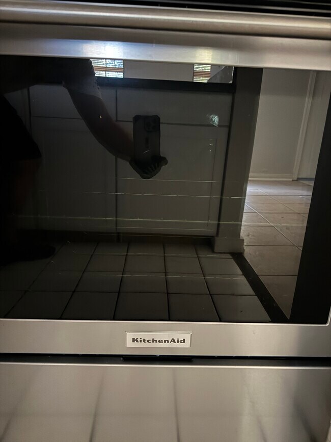 1863 Nekoma Ct, Unit A in Tallahassee, FL - Building Photo - Building Photo