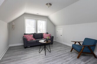 408 25th St in Virginia Beach, VA - Building Photo - Building Photo