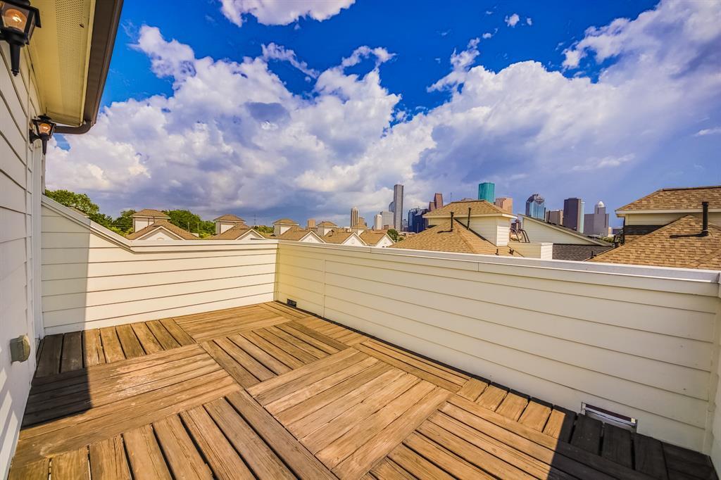 1527 Johnson St in Houston, TX - Building Photo