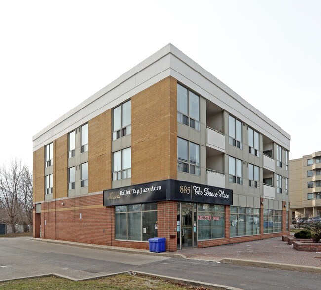 885-889 Sheppard Ave W