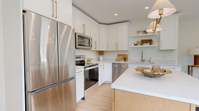 430 Ridge Rd, Unit 1 in Lisbon, ME - Building Photo - Building Photo