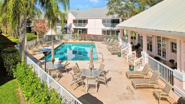property at 101 Muirfield Ct