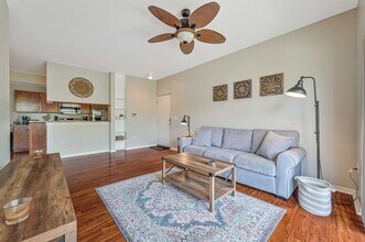 6341 Aragon Way in Ft. Myers, FL - Building Photo - Building Photo