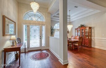 8205 Bay Tree Ln in Jacksonville, FL - Building Photo - Building Photo