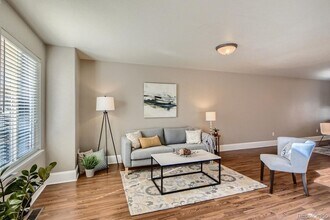 2252 S Dexter St in Denver, CO - Building Photo - Building Photo