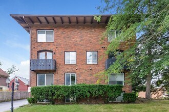 The Chalet in Ann Arbor, MI - Building Photo - Interior Photo