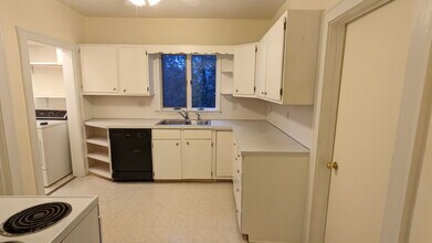 717 Young Ave in Muskegon, MI - Building Photo - Building Photo