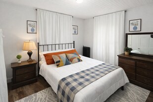 212 Smith St in Dunmore, PA - Building Photo