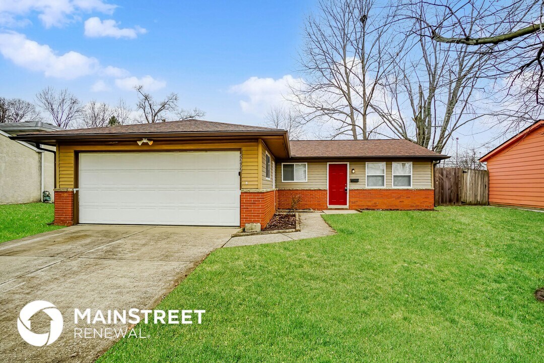 5262 Hacket Dr in Columbus, OH - Building Photo