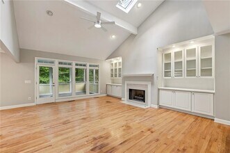 3740 Ashford Point in Atlanta, GA - Building Photo - Building Photo