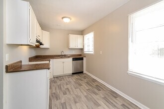 207 Polly Reed Rd NE in Center Point, AL - Building Photo - Building Photo