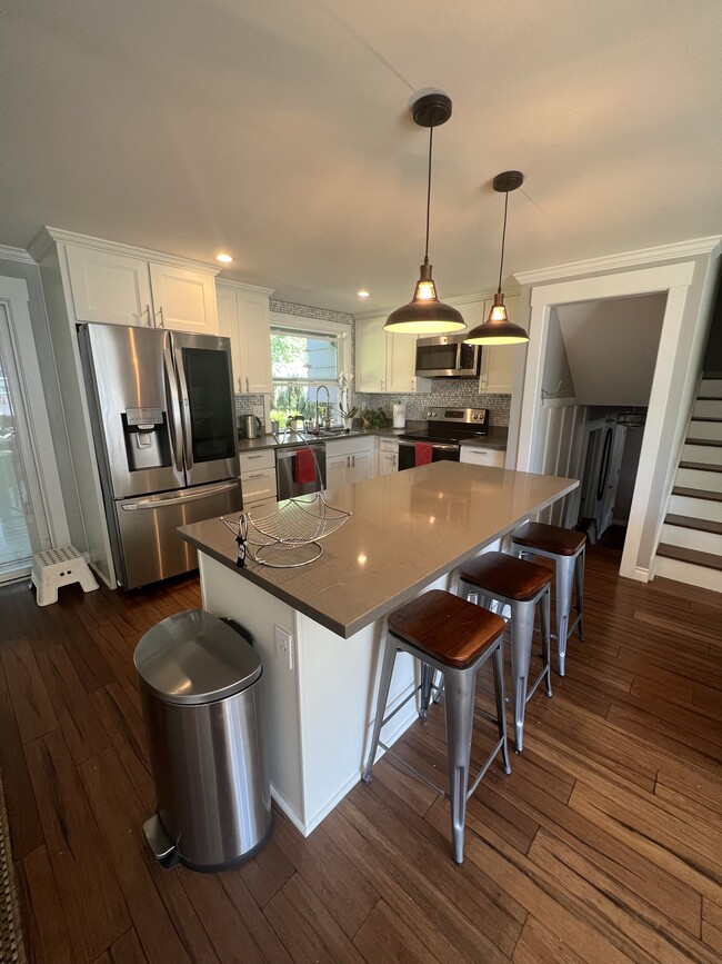 98 SW Hartley Ave in Gresham, OR - Building Photo - Building Photo