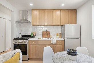 4516 Mont Eagle Pl in Los Angeles, CA - Building Photo - Building Photo