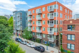 Terravita Luxury Residences in Seattle, WA - Building Photo - Building Photo