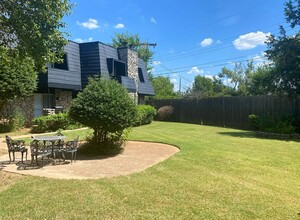 Vines at Eleanor in Oklahoma City, OK - Foto de edificio - Building Photo