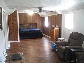 2304 Flippen Rd in Stockbridge, GA - Foto de edificio - Building Photo